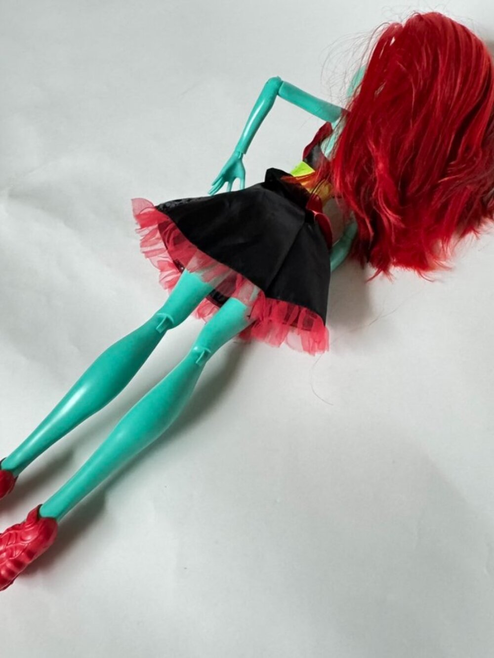 Monster High Doll 28” Voltageous Gore-Geous Ghoul Friend Eye Color Changing - Picture 10 of 11